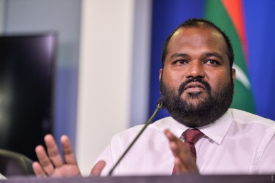 ހިޔާގެ ޖަލްސާއަކާ ހެދި މުޅި ސަރުކާރު ދެބަންދިހާރުވެއްޖެ: އަލީ ވަހީދު