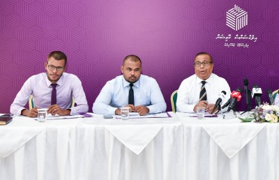 ޑިމޮކްރެޓްސް، އެމްއެންޕީ އަދި އެމްޓީޑީ 50،000 ރުފިޔާއިން ޖޫރިމަނާ ކޮށްފި
