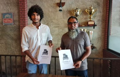 ކާފަ އާއި ބައްޕަގެ ލެގެސީ ދަމަހައްޓަން ނުކުތީ އައިކް