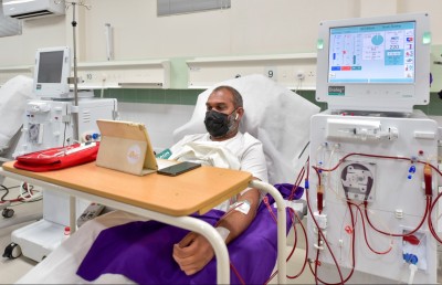 ސައިމަންގެ އެއް ދުވަސް: ގެއިން ހޮސްޕިޓަލަށް