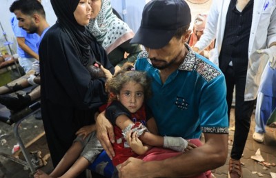 އިޒްރޭލުން އަނެއްކާވެސް ސްކޫލަކަށް ހަމަލާދީ އެތައް ބަޔަކު ޝަހީދުކޮށްލައިފި