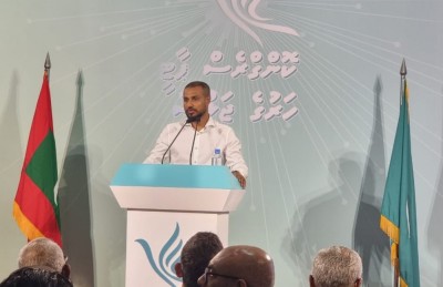 ފެނަކަ ދަރުވާލާފައި އޮތް އަދަދު އަންދާޒާއަށް ވުރެ މާ މަތި: މުއާޒް