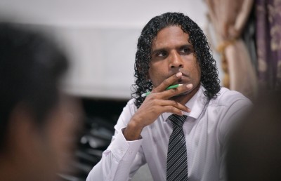 ސަރުކާރުން ލޯނު ނަގަނީ ލޯނު ދެއްކުމުގެ ގާބިލުކަން ހުރުމުން: ޔައުގޫބް