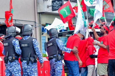 ޕީޕީއެމްގެ މުޒާހަރާއިން ހައްޔަރުކުރި ދެ މީހުން ދޫކޮށްލައިފި