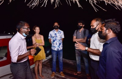 ރިހިވެލި ރިސޯޓްގެ މައްސަލަގަނޑު: ގަޔަށް ބޮލަށް ނޭރީ ކިރިޔާ!