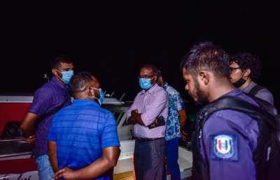 ރިހިވެލި ރިސޯޓްގެ މައްސަލަގަނޑު: ގަޔަށް ބޮލަށް ނޭރީ ކިރިޔާ!