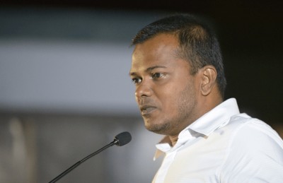 އައްޑޫ އިސްމެޖިސްޓްރޭޓް، މޭޔަރު ނިޒާރާއި ކައުންސިލް މެމްބަރުންނާ ބައްދަލުކުރެއްވި މައްސަލައެއް ޖޭއެސްސީން ބަލަނީ