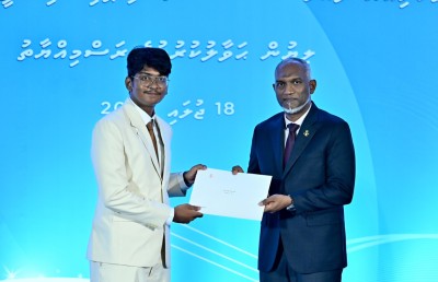 ރައީސްގެ ހާއްސަ ސްކޮލާޝިފް މާލޭގެ ސްކޫލުތަކުގެ 19 ދަރިވަރަކަށް
