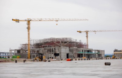 ހަނިމާދޫ އެއާޕޯޓުގެ 67.5 ޕަސެންޓު ނިމިއްޖެ، އަންނަ މާޗަށް އެއްކޮށް ނިންމާލަނީ