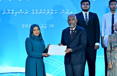 ތައުލީމީ މީހުންނަށް ސަރުކާރުން ބޮޑެތި މުސާރަ ދޭން 200 މިލިއަން ހާއްސަ ކުރާނަން: ރައީސް