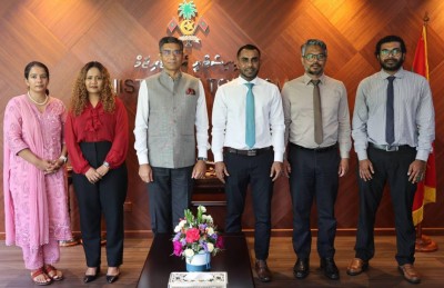 ޓޫރިޒަމް ދާއިރާއިން ގުޅުން ބަދަހިކުރަން މިނިސްޓަރު، އިންޑިއާ ސަފީރާ ބައްދަލުކުރައްވައިފި