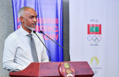 ރައީސްގެ އެދިވަޑައިގަތުމަކަށް ރައީސް އޮފީހުން ފުޓްބޯޅައާ ގުޅޭ މަޝްވަރާތަކެއް ބާއްވައިފި