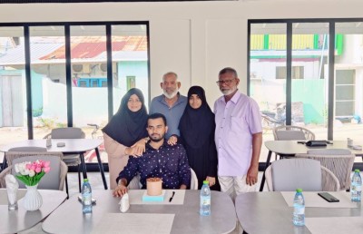 ރަން ތާޖު ހޯދި ރައީފް: އާދަޔާޚިލާފު ހާފިޒެއް