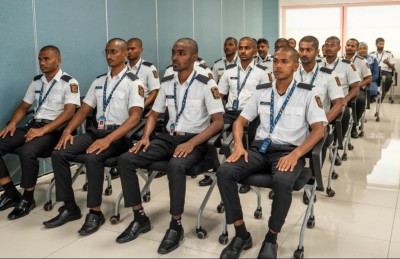 އެއާޕޯޓުގައި އަލިފާނުގެ ހާދިސާތަކަށް ތައްޔާރުވުމަށް އިތުރު ފަޔާ ފައިޓަރުން ތަމްރީނުކުރަނީ