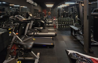 ވޭމަންޑޫގެ މި އާއިލާ އިން "ވެޔޮގަނޑު" ފަތުރާލައި ހިތްހަމަޖެހިގެން