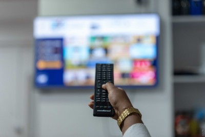 ޑީކޯޑަރަކާ ނުލައި ޗެނެލްތައް މިހާރު މިޑީއާނެޓުގެ ކަސްޓަމަރުންނަށް ބަލާލެވޭނެ