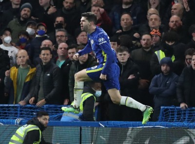 ޗެލްސީ އިން ލިވަޕޫލް ހިފަހަހައްޓައި ތާވަލުގެ ދެވަނައިގައި ދަމަހައްޓައިފި