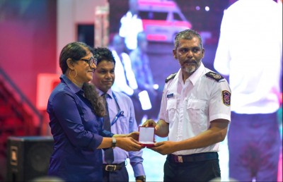 ކުޅަދާނަ ފަޔާ ފައިޓަރު އަދި ބާސްކެޓް ތަރި ފަޔާ ނިއާވެއްޖެ