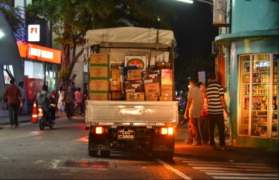 މާލޭގައި ކުނި އުކާލުމާއި މުދާ އުފުލުން ރޭގަނޑުގެ ވަގުތުތަކަށް ބަދަލުކުރަނީ