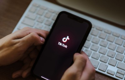 ޓިކްޓޮކްގައި ބަރަހަނާވި މީހާ ހައްޔަރުކޮށްފި