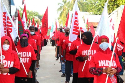 އިދިކޮޅުގެ އިހުތިޖާޖުން މީހުން ހައްޔަރު ކުރުން އެ ކޯލިޝަނުން ކުށްވެރިކޮށްފި