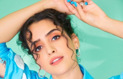 ސާނިއާ ބޭނުންވަނީ ނެށުމުގެ ފޯރި އަލުން ގެންނަން