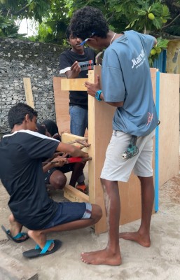 10 ދުވަހުގެ ޗުއްޓީގައި ރަށަށް ކޮށްދިނީ "ސަޅި ކަމެއް"