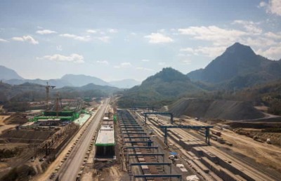 ފަގީރު ގައުމުތަކުން ޗައިނާ އަށް 385 ބިލިއަން ޑޮލަރު ދަރާފައި