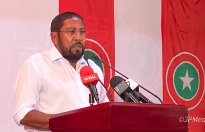 ނަފްރަތު ބިލުގައި އޮތް އެއްޗެއް ރައީސަކަށް ނޭނގެ، ސަލާމަތް ކޮށްދިނީ އަޅުގަނޑު: ގާސިމް