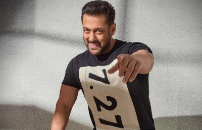 ސަލްމާންގެ "ކަބީ އީދު ކަބީ ދިވާލީ" ހުއްޓާލި ވާހަކަ ދޮގުކޮށްފި