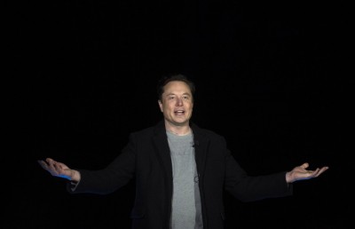 އެކްސްގެ ވެރިޔާ އެކްސްގެ އުސޫލާ ހިލާފުވުމުން ފާޑުކިޔަނީ