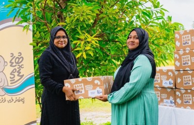 ފޮތި ނެޕީ ޖަހަން ބާރު އަޅައި، މަގޫދޫގައި ބޮޑު ކެމްޕެއިނެއް ފަށައިފި