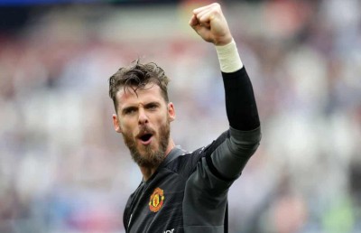 ނޯބަލްގެ ޕެނަލްޓީ ދިފާއުކޮށް ޑެހެއާ ބަތަލަކަށް