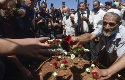 ބޫތަފްލީގާ ފަސްދާނު ލައިފި