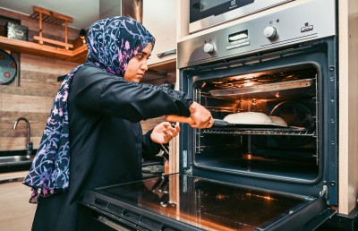 ފޮނިތޮށި ކާފޫރު ތޮޅިއެއް ނޫން: މާ ފޮނި، މާ އުފާވެރި ރަހަތަކެއް