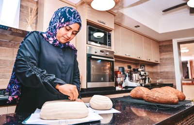 ފޮނިތޮށި ކާފޫރު ތޮޅިއެއް ނޫން: މާ ފޮނި، މާ އުފާވެރި ރަހަތަކެއް