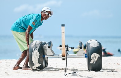 ސެންސް މޭކުކޮށްދިން ވައިރަލް ޝަހުސިއްޔަތުގެ އެއް ހާސް ލައިފް