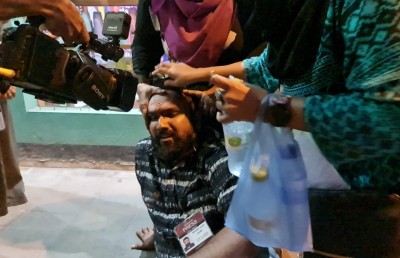 މުޒާހަރާގެ ތެރެއިން ޗެނަލް13 ގެ ނޫސްވެރިއެއްގެ ބޯ ފަޅާލައިފި