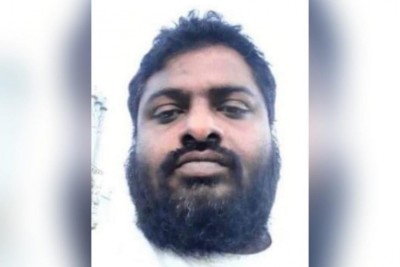 މަންދީއަށް ހަމަލާ ދިން މީހާ އޭނާގެ އަމިއްލަ މައިންބަފައިންނަށް މަރުގެ އިންޒާރުދީގެން ހައްޔަރުކޮށްފި
