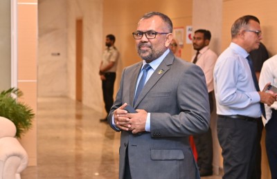 މެދުއިރުމަތީގެ މަސްރަހު ގޯސްވާތީ ބާއްވާ ބައްދަލުވުމަށް ޒަމީރު ސައުދީއަށް ވަޑައިގަންނަވަނީ