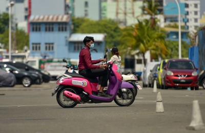 އިމްތިހާނާ ނުލައި ލައިސަންސް ދޫކުރާ ލިސްޓަށް ބަންގްލަދޭޝް މީހުން