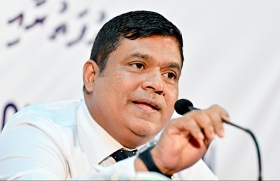 މިނިސްޓަރު އަމީން ދެއްވި ޔަގީންކަމާ އެކު، ޑްރައިވަރުން މުޒާހަރާ ހުއްޓާލައިފި