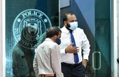 އަލީ އަށް ކުއްލިއަކަށް ސަރުކާރު ގޯސްވެ، ޔާމީން ބަރާބަރުވެއްޖެ!