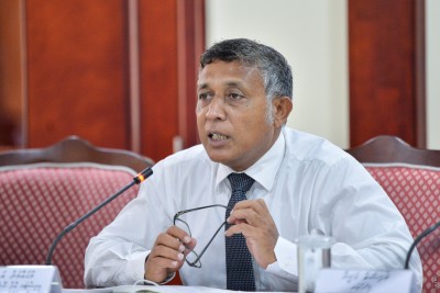 ކޮންމެ ރަށަކީ ތާރު އަޅަން ޖެހޭނެ ރަށެއް ނޫން: އަސްލަމް