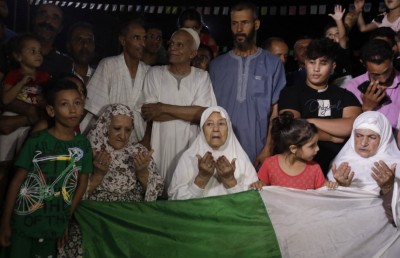 އީމާންގެ ކާމިޔާބީއާ އެކު އަލްޖީރިއާގައި އުފާފާޅުކުރަނީ