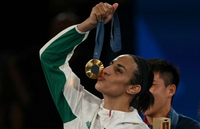 އީމާންގެ ކާމިޔާބީއާ އެކު އަލްޖީރިއާގައި އުފާފާޅުކުރަނީ