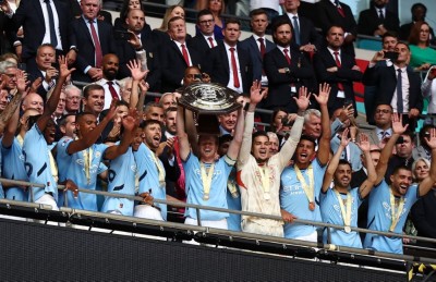 ފަހުވަގުތު ޔުނައިޓެޑަށް ލަނޑުދީ، ޕެނަލްޓީ ޖަހައިގެން ސިޓީން ޝީލްޑް އުފުލާލައިފި