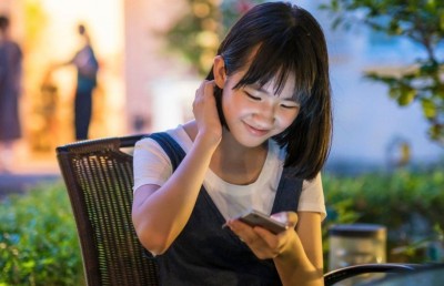 ޗައިނާގެ 14 އަހަރުން ދަށަށް ދުވާލަކަށް ޓިކްޓޮކް ބޭނުންކުރެވޭނީ 40 މިނިޓަށް