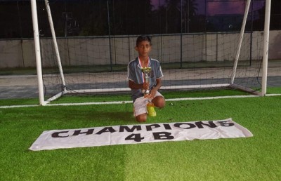 ސާއިން: ކުޑަކުޑަ ރަށަކުން އުފެއްދި ފުޓްބޯޅައިގެ ބޮޑު އުއްމީދެއް!