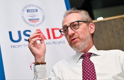 މައިކަލް ޝިފާގެ އިންޓަވިއު: މޫސުމީ ބަދަލުތަކާ ދެކޮޅަށް ރާއްޖެއިން ނަމޫނާ ދައްކާ